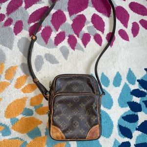 Vintage LV crossbody bag